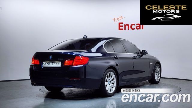 BMW Série 5 (F10) 528i 2012 — photo 2 sur 26