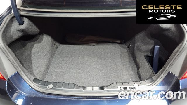 BMW Série 5 (F10) 528i 2012 — photo 20 sur 26