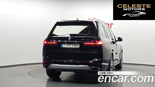 BMW X7 (G07) xDrive 40i Design Pure Excellence 7 places 2021 — photo 4 sur 38