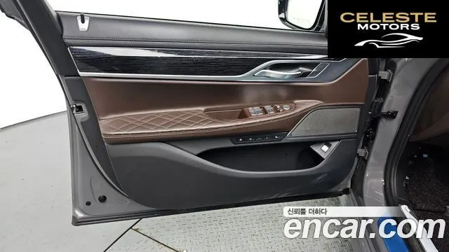BMW Série 7 (G11) 740Li xDrive M Sport 2021 — photo 14 sur 33