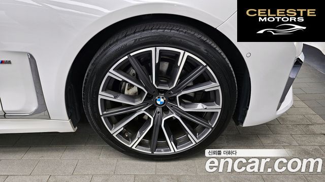 BMW Série 7 (G11) 730d xDrive M Sport 2022 — photo 7 sur 41