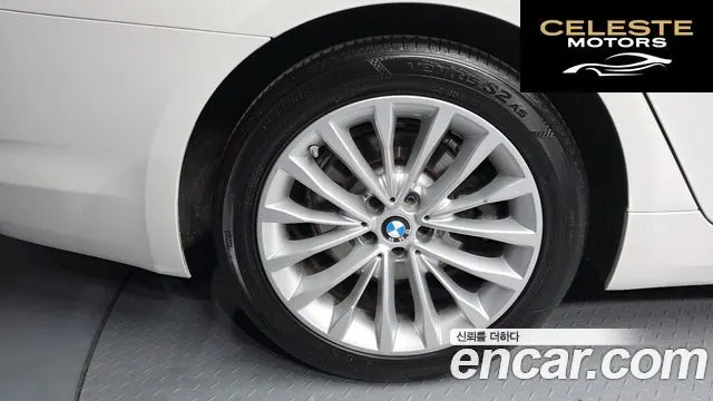 BMW Série 5 (G30) 530i xDrive Luxury Plus 2019 — photo 5 sur 32