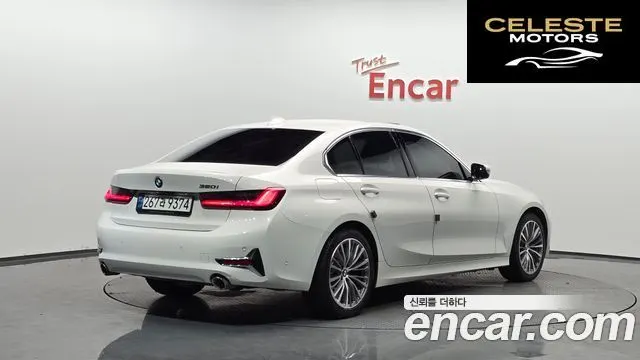 BMW Série 3 (G20) 320i Luxury 2021 — photo 2 sur 26