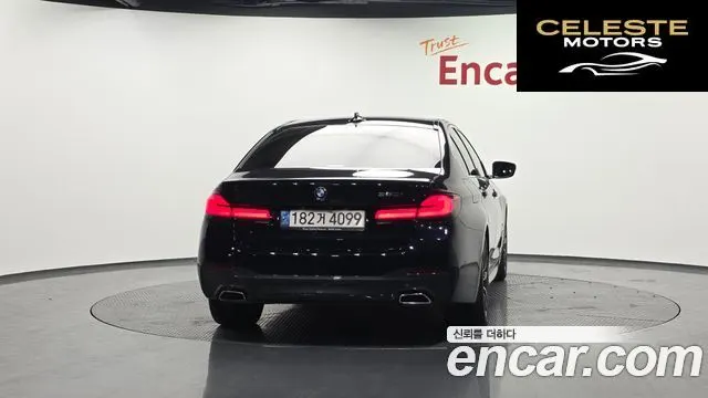BMW Série 5 (G30) 520i M Sport 2022 — photo 4 sur 26