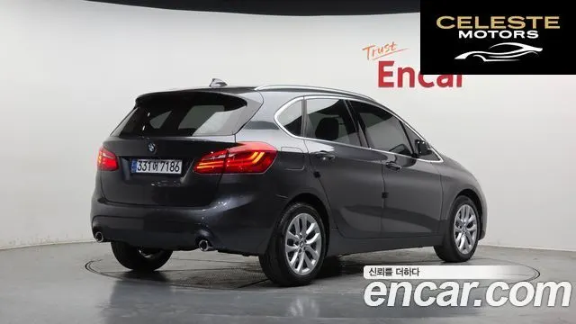 BMW Série 2 Active Tourer (F45) 2021 — photo 2 sur 36