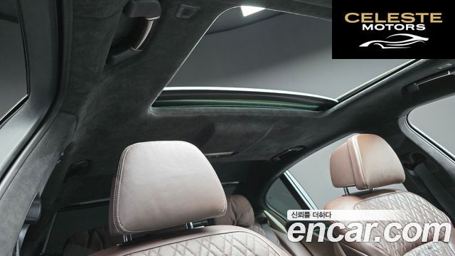 BMW Série 7 (G11) 740i Design Pure Excellence 2021 — photo 25 sur 35