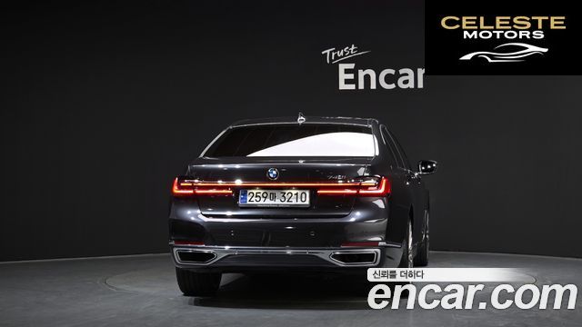 BMW Série 7 (G11) 740i Design Pure Excellence 2021 — photo 4 sur 35