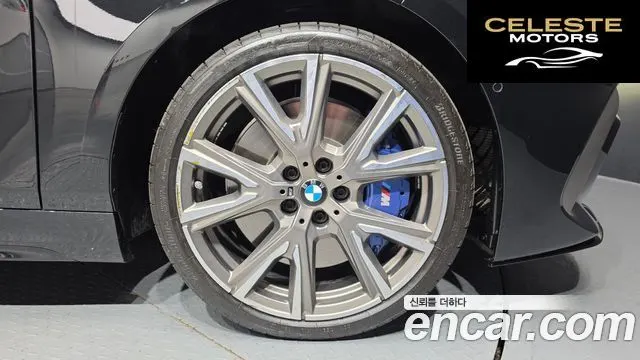 BMW Série 1 (F40) M135i xDrive 2024 — photo 7 sur 40