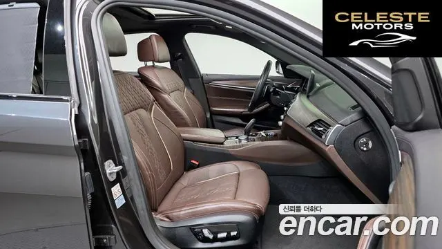BMW Série 5 (G30) 530i M Sport Plus 2018 — photo 11 sur 20