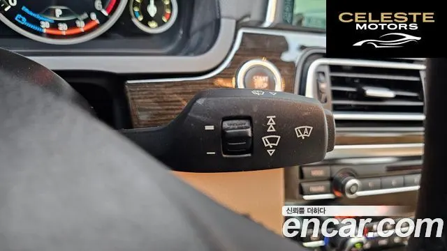 BMW Série 7 (F01) 740d xDrive 2014 — photo 16 sur 20
