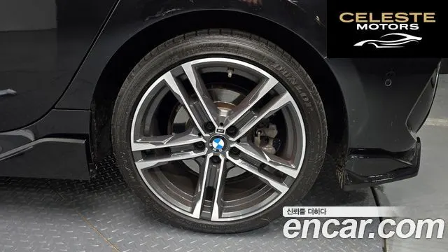 BMW Série 1 (F40) 120i M Sport 2022 — photo 29 sur 32