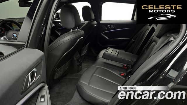 BMW Série 1 (F40) 120i M Sport 2022 — photo 15 sur 32