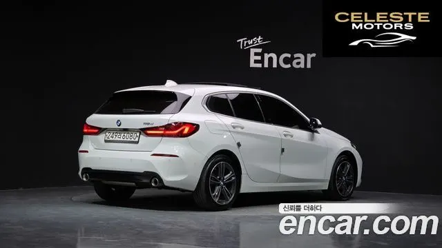 BMW Série 1 (F40) 118d Sport 2020 — photo 2 sur 30