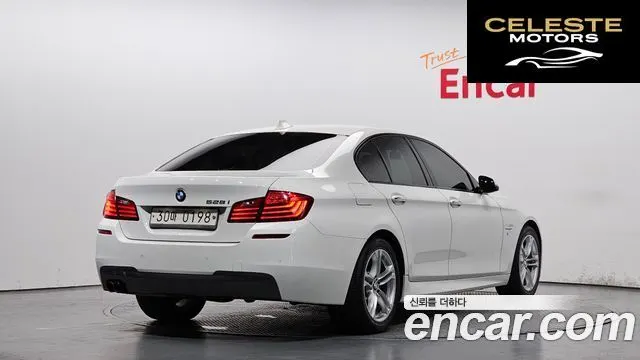 BMW Série 5 (F10) 528i M Aéro Dynamic Spécial Edition 2016 — photo 2 sur 26