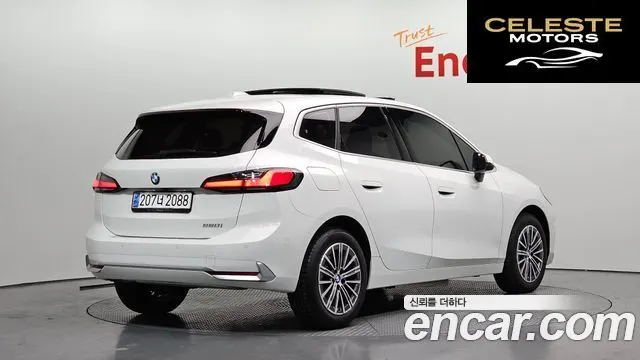 BMW Série 2 Active Tourer (U06) 220i Luxury 2024 — photo 2 sur 20