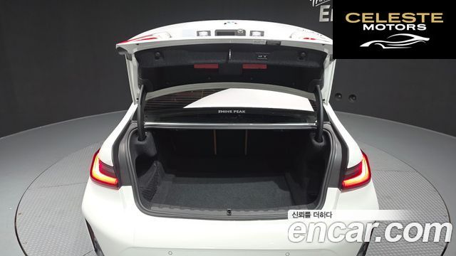 BMW Série 3 (G20) 320i M Sport 2023 — photo 25 sur 34