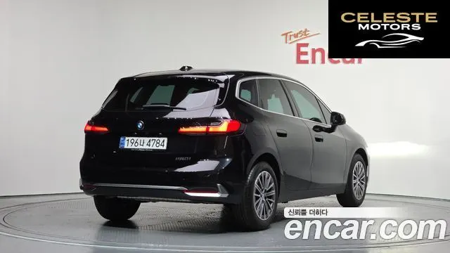 BMW Série 2 Active Tourer (U06) 220i Luxury 2025 — photo 2 sur 36