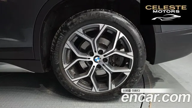 BMW X1 (F48) xDrive 20i 2021 — photo 6 sur 31