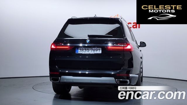 BMW X7 (G07) xDrive 40d Design Pure Excellence 6 places 2022 — photo 4 sur 32