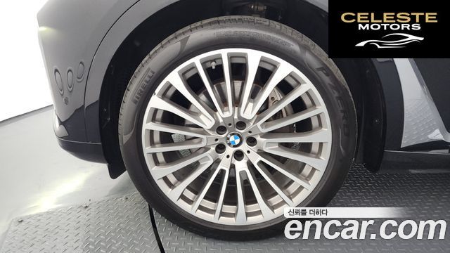 BMW X7 (G07) xDrive 40d Design Pure Excellence 6 places 2022 — photo 5 sur 32