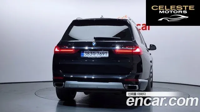 BMW X7 (G07) xDrive 40d Design Pure Excellence 6 places 2022 — photo 4 sur 32