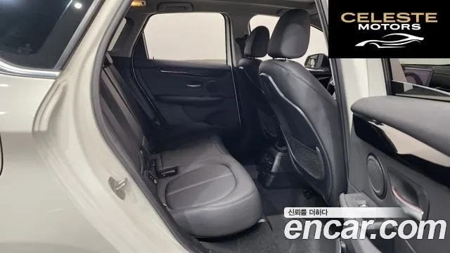 BMW Série 2 Active Tourer (F45) 2021 — photo 11 sur 26