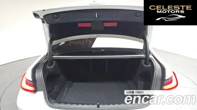 BMW Série 3 (G20) 320i 2023 — photo 22 sur 32