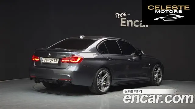 BMW Série 3 (F30) 330i M Sport 2017 — photo 2 sur 20
