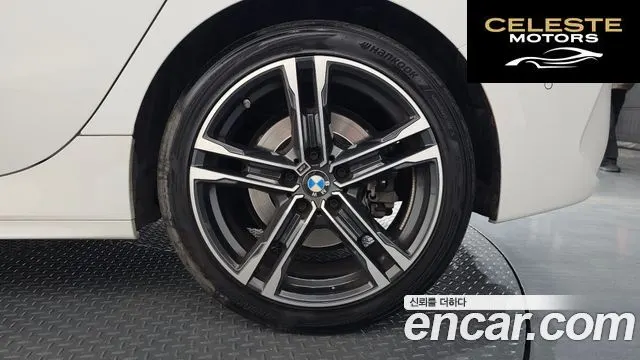 BMW Série 1 (F40) 120i M Sport 2022 — photo 7 sur 36