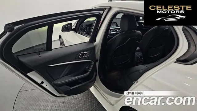 BMW Série 1 (F40) 120i M Sport 2022 — photo 35 sur 36