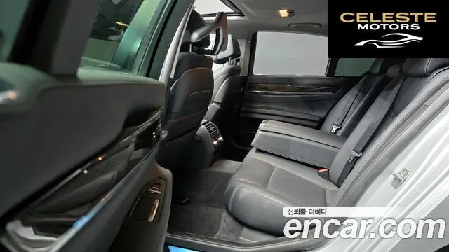 BMW Série 7 (F01) 730d xDrive 2014 — photo 12 sur 20
