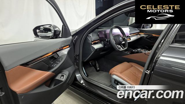 BMW i5 (G60) eDrive 40 M Sport 2024 — photo 13 sur 35