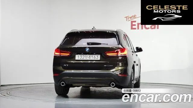 BMW X1 (F48) xDrive 20i 2020 — photo 4 sur 20