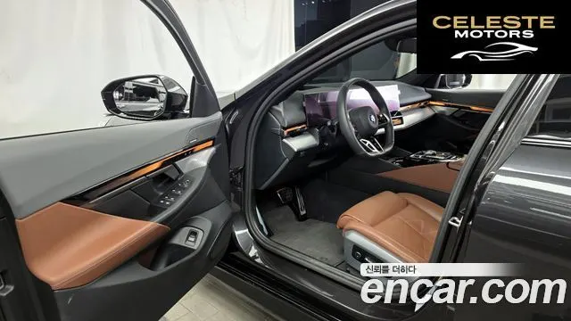 BMW i5 (G60) eDrive 40 M Sport 2024 — photo 13 sur 35