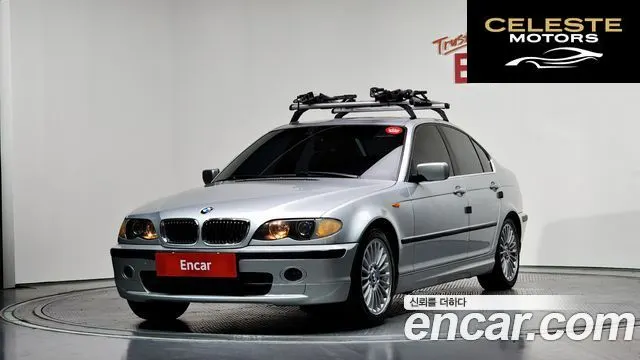 BMW Série 3 325i Berline 2003 — photo 22 sur 26