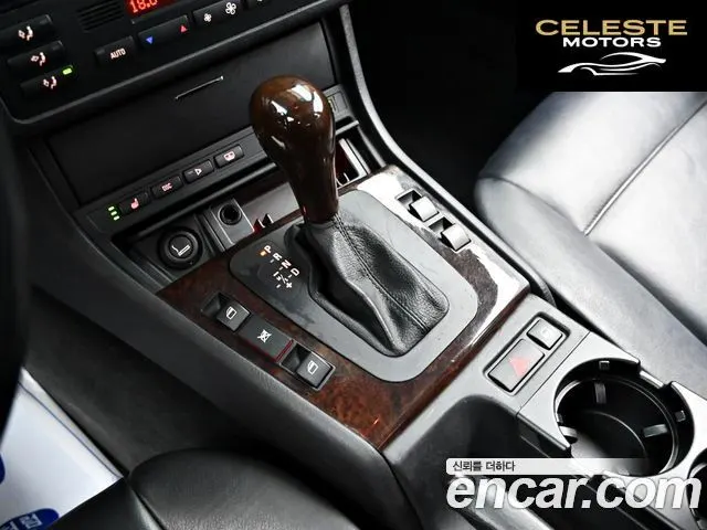 BMW Série 3 325i Berline 2003 — photo 9 sur 26