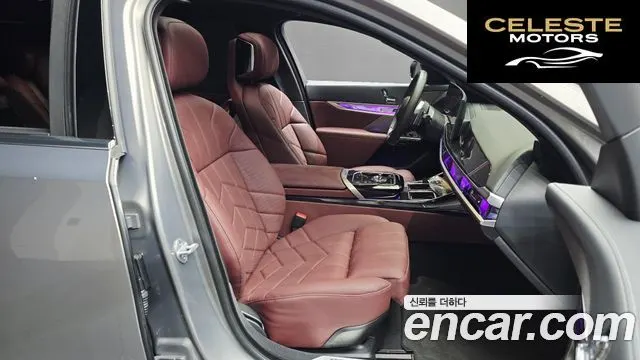 BMW Série 7 (G70) 740i xDrive M Sport 2025 — photo 18 sur 31