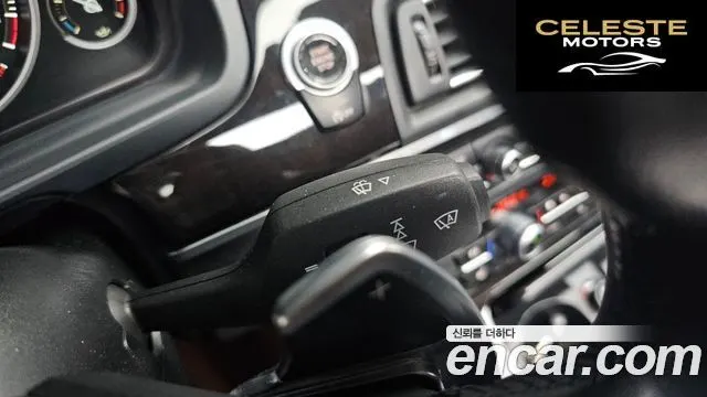 BMW Série 5 (F10) 528i 2014 — photo 29 sur 36