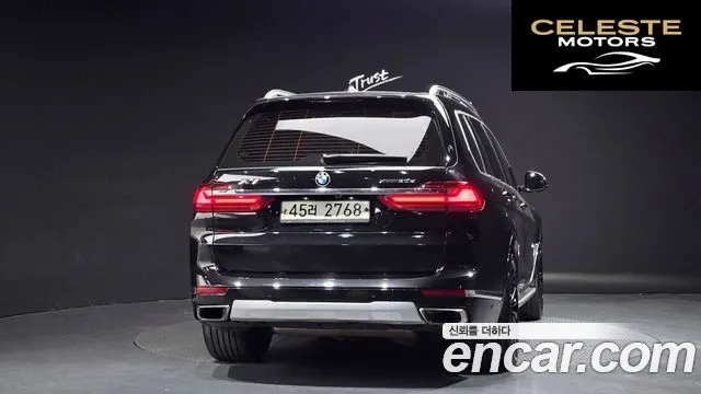 BMW X7 (G07) xDrive 30d Design Pure Excellence 6 places 2019 — photo 3 sur 36
