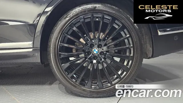 BMW X7 (G07) xDrive 30d Design Pure Excellence 6 places 2019 — photo 6 sur 36
