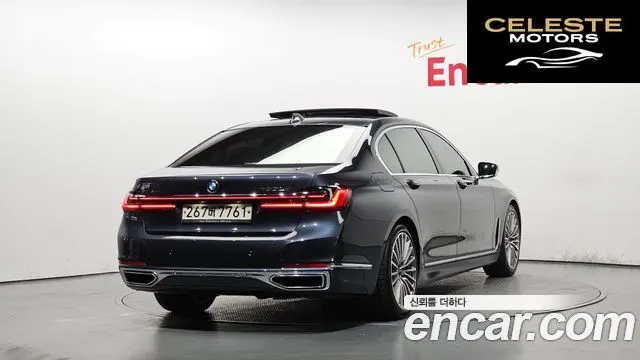 BMW Série 7 (G11) 730Ld xDrive Design Pure Excellence 2020 — photo 2 sur 37