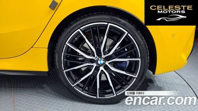 BMW Série 1 (F40) M135i xDrive Prism 2022 — photo 7 sur 32