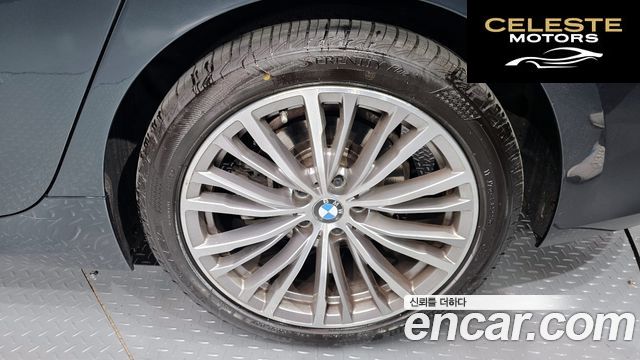 BMW Série 3 (G20) 320i Luxury 2020 — photo 7 sur 36