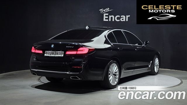BMW Série 5 (G30) 523d Luxury 2021 — photo 2 sur 31