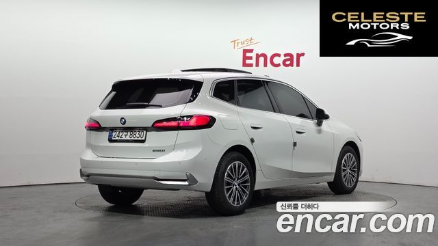 BMW Série 2 Active Tourer (U06) 220i Luxury 2023 — photo 2 sur 35
