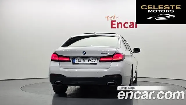 BMW Série 5 (G30) 523d M Sport 2023 — photo 4 sur 35