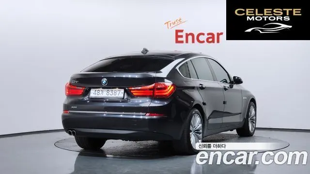 BMW Série 5 GT (F07) GT 30d xDrive 2015 — photo 2 sur 20