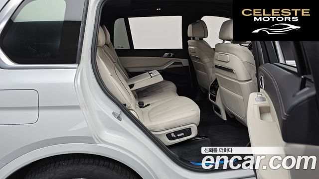 BMW X7 (G07) xDrive 40i Design Pure Excellence 7 places 2025 — photo 11 sur 20