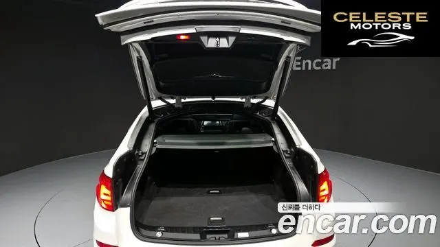 BMW Série 5 GT (F07) GT 50i xDrive 2012 — photo 20 sur 20