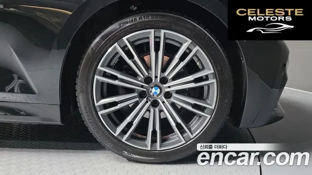 BMW Série 3 (G20) 320i M Sport 2021 — photo 7 sur 32